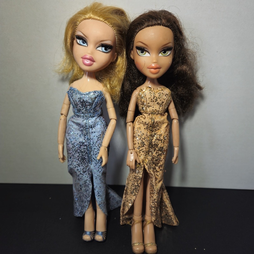TLC Bratz The Movie 2007‎ Yasmin & Cloe Doll Rooted Lashes Gold Blue Articulated